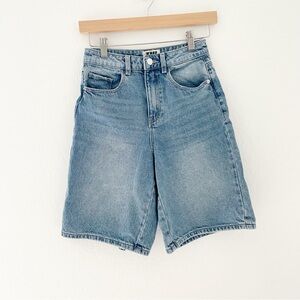 Vintage Totally unstoppable high rise jean shorts size 2